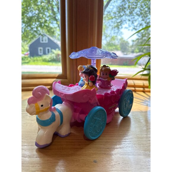 Fisher-Price Little People Disney Princess Pull-Along Musical Carriage With Figu - Picture 5 of 7